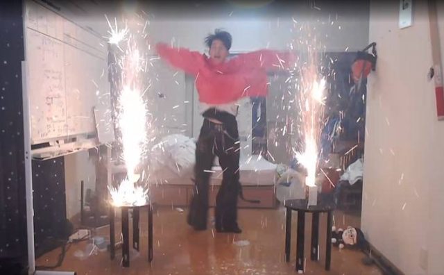 ガミックス、室内花火など過激企画を連発　火災報知器を鳴らす騒ぎに