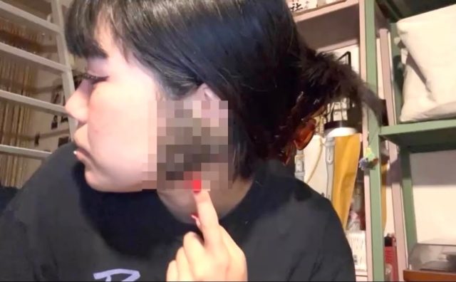 生まれつきの「左耳のコンプレックス」を告白 26歳女性のYouTube動画が2日で50万回再生の反響